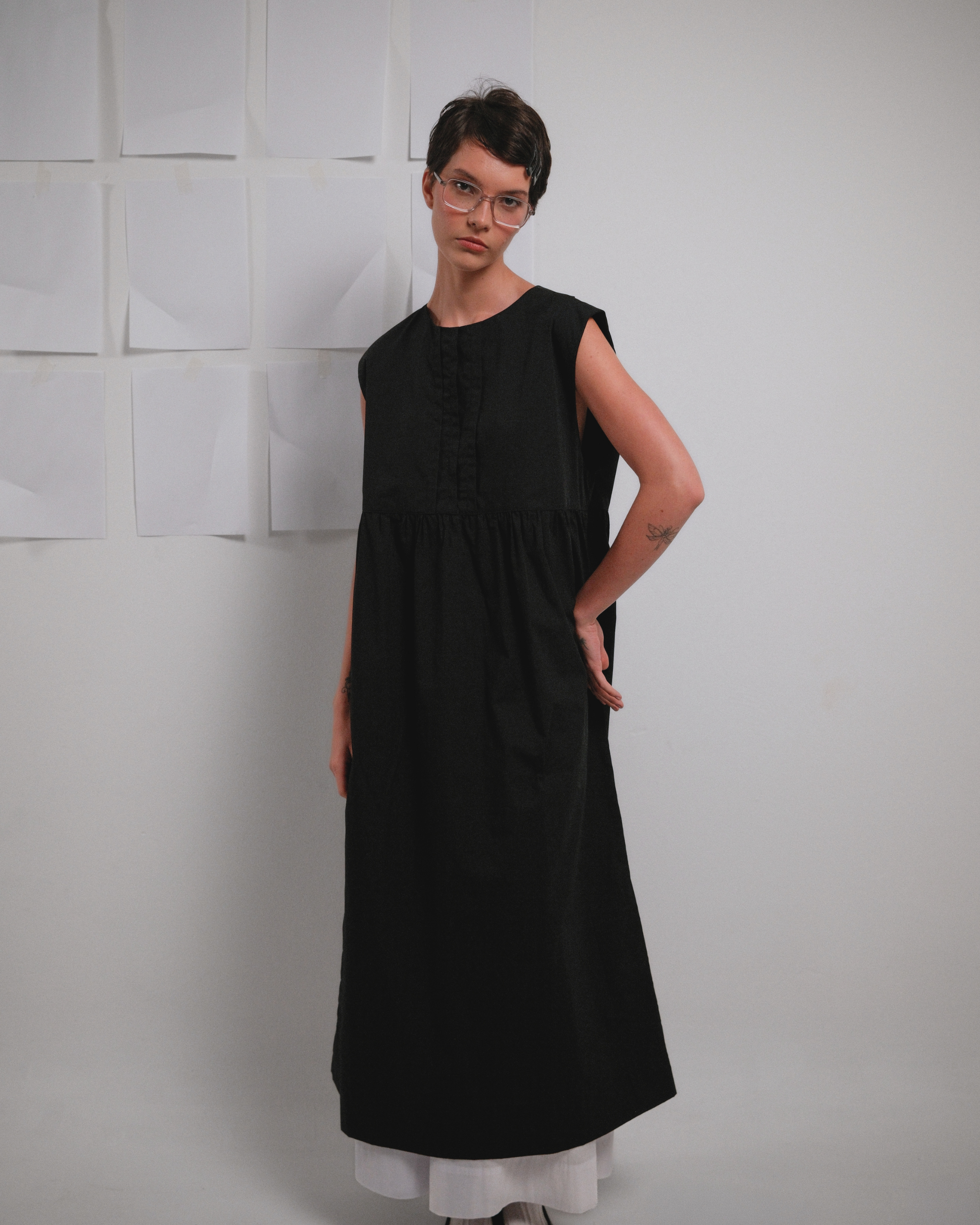 vestido oru preto